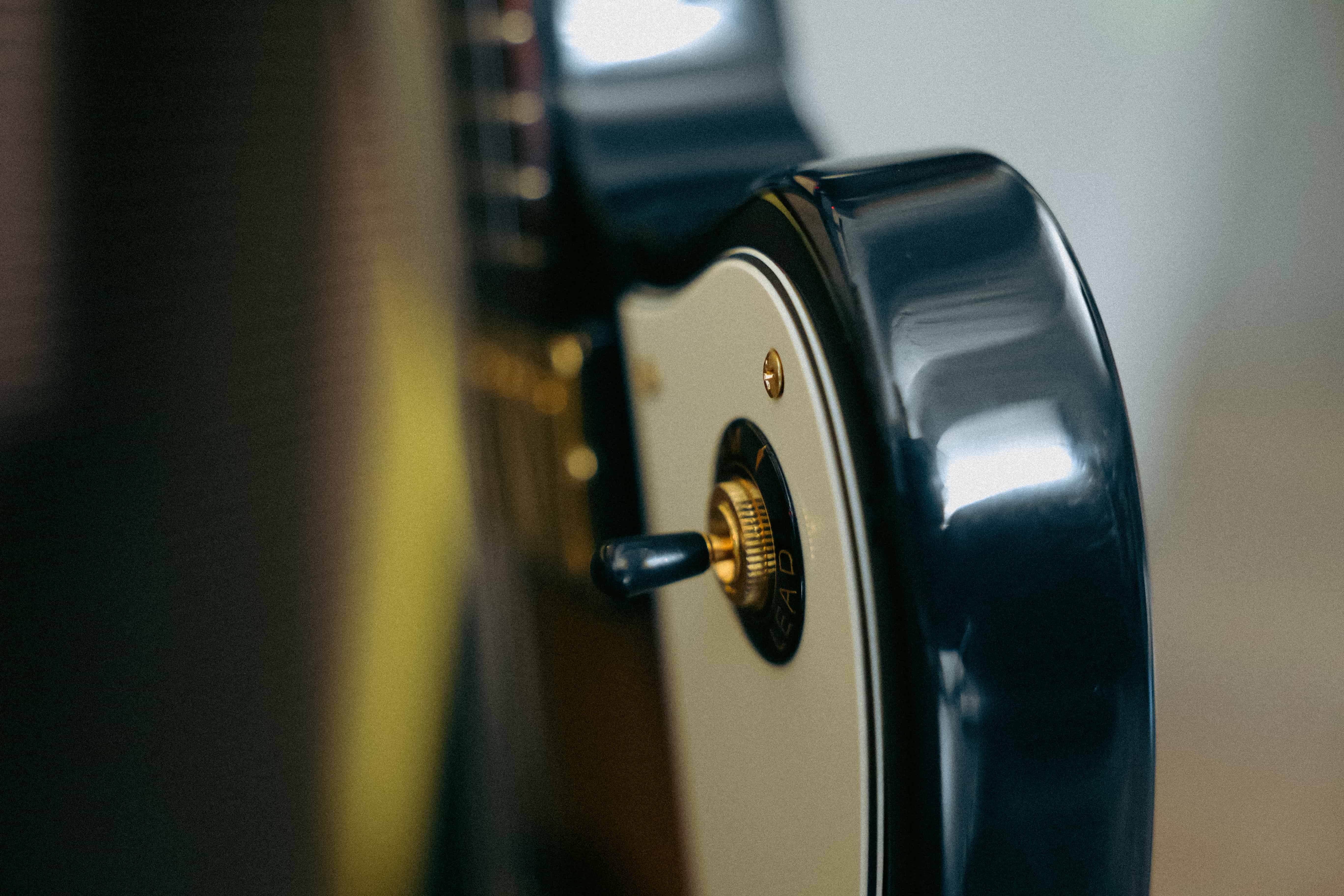 Blackbird #1 Promeüs Guitars