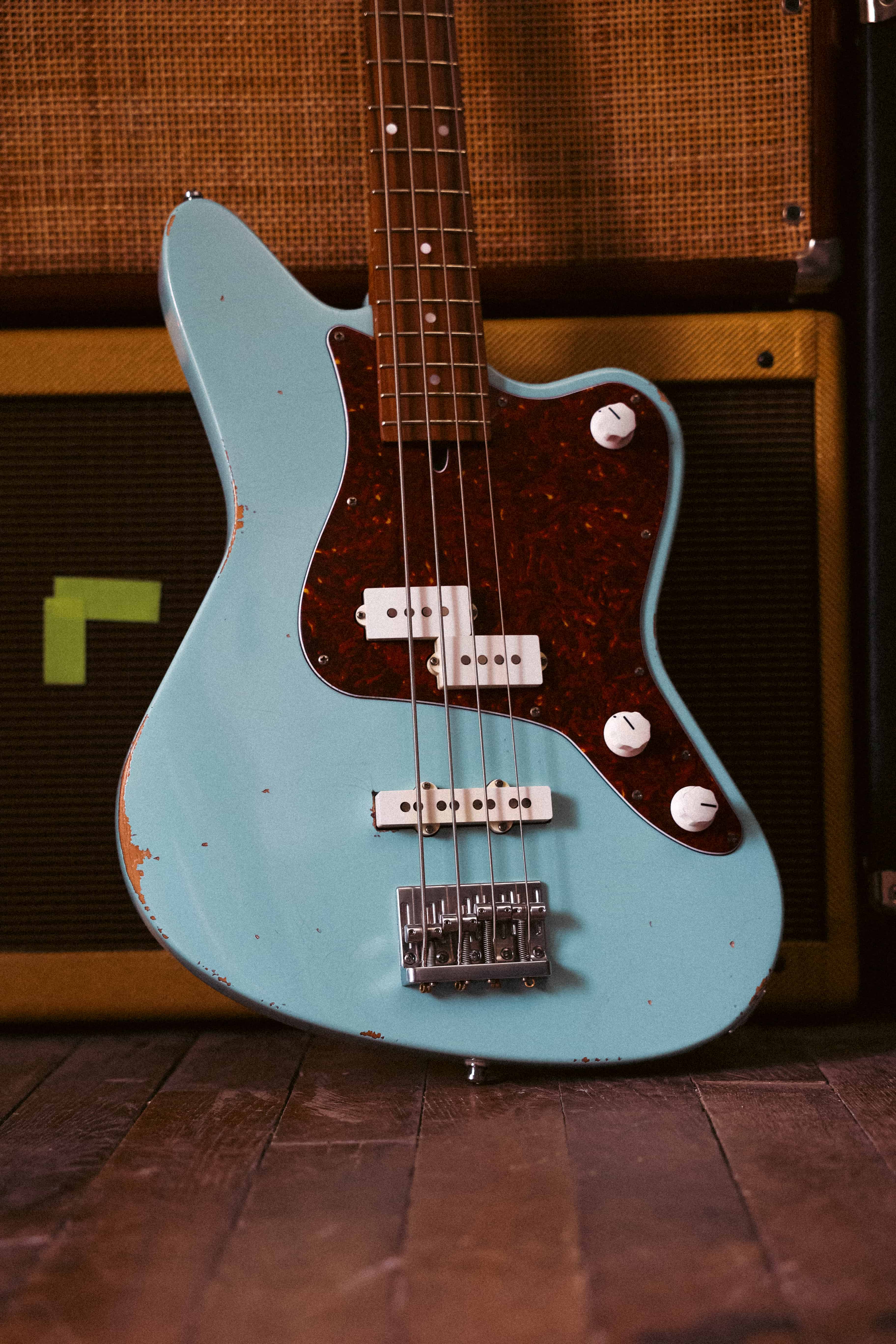 Valmont Promeüs Guitars