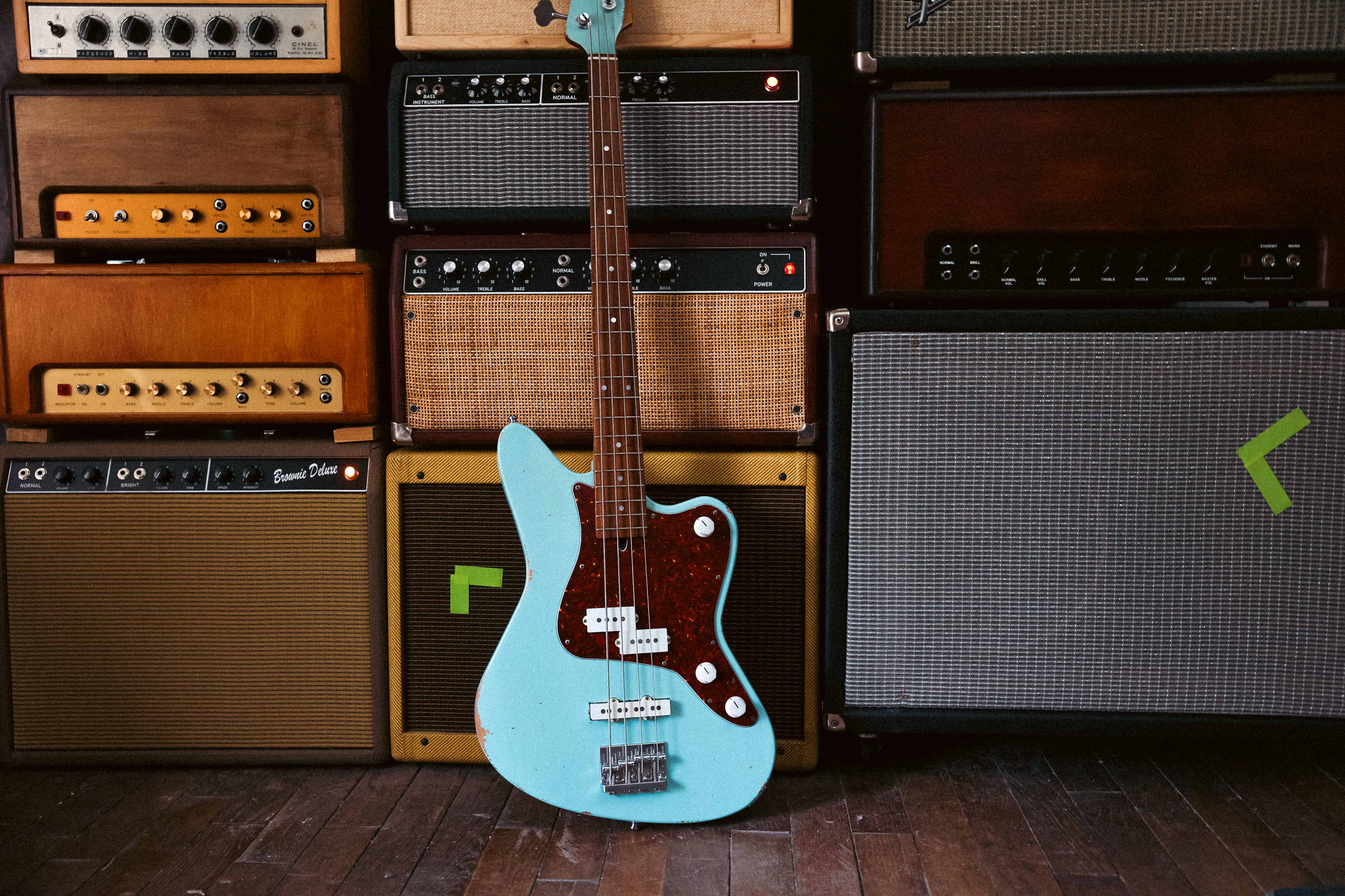 Valmont Promeüs Guitars